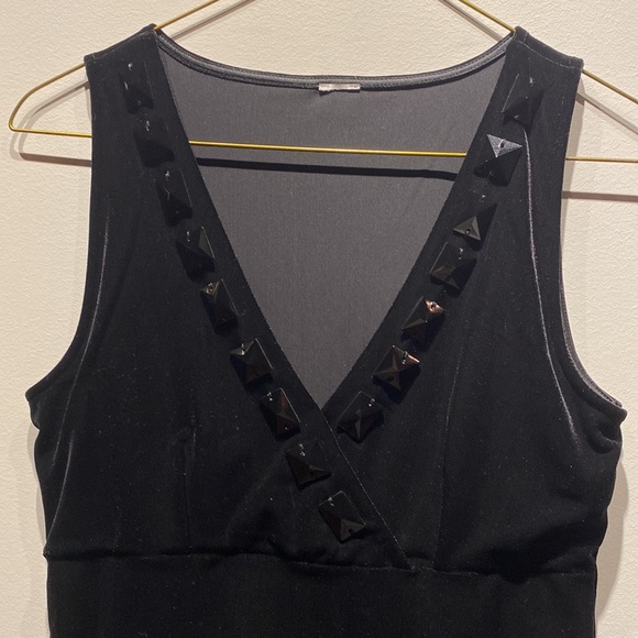 ⚡️3for25$⚡️ Velvet studded camisole - Picture 3 of 3